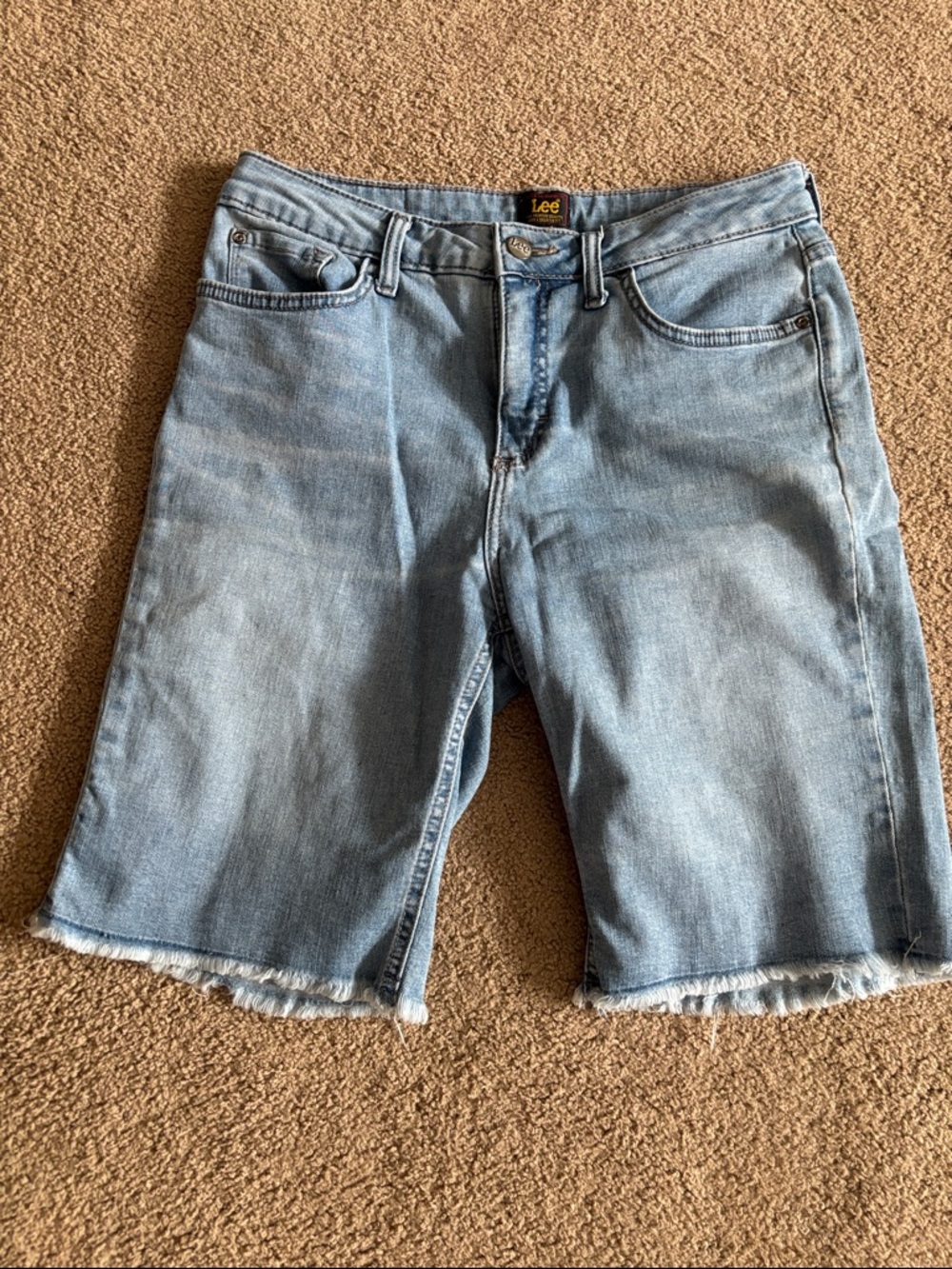 Lee Shorts Sz 8 straight fit like new